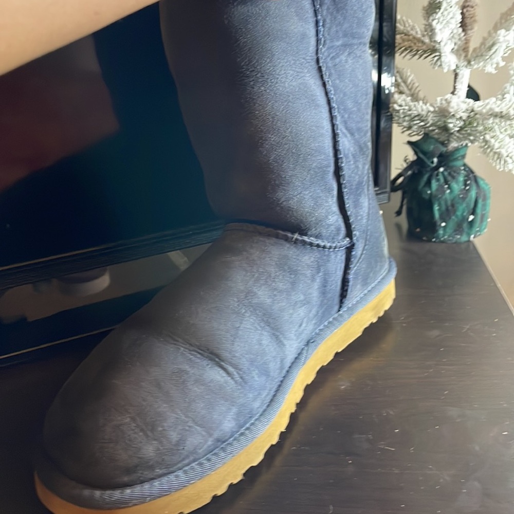 uggs - Picture 5 of 6